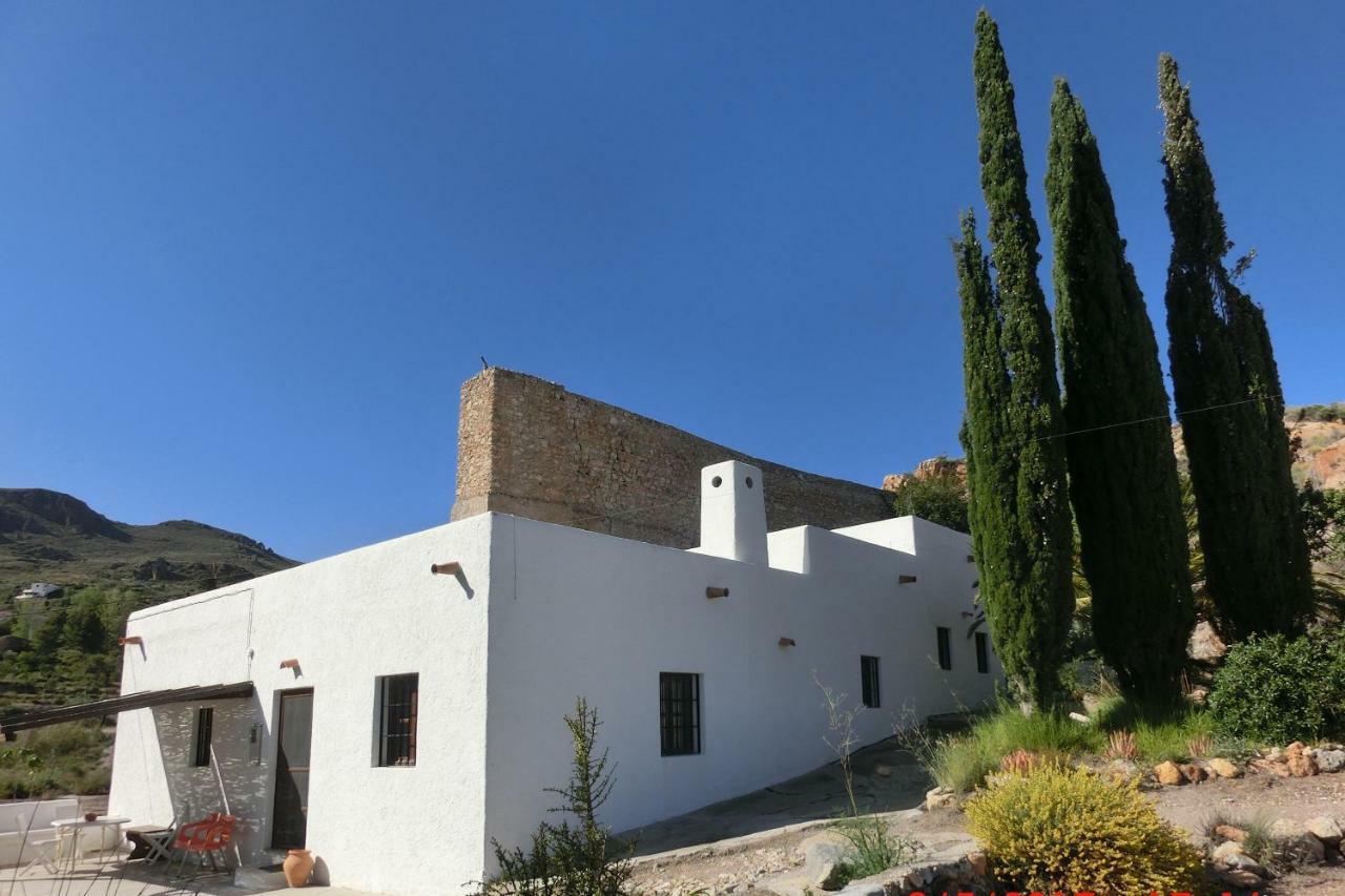 Finca-Privatpool-sehr ruhige Lage-Alleinnutzung-ideal für Familien Níjar Exterior foto